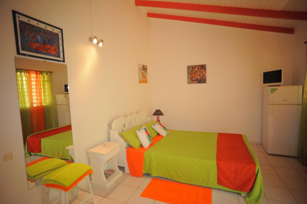 Au Domaine Des Bougainvilliers Villa Sainte-Rose Buitenkant foto